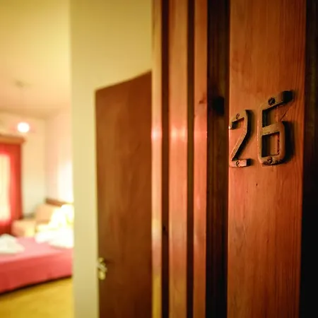 Ipsilantou 20 2*