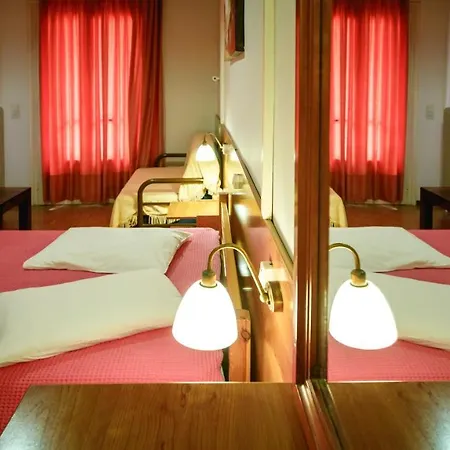 Hotel Ipsilantou 20 2*